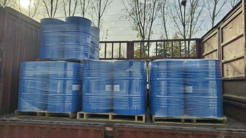 二丙二醇發(fā)貨現(xiàn)場.jpg 二丙二醇發(fā)貨現(xiàn)場.jpg