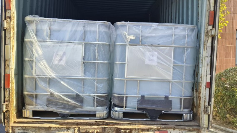 噸桶裝泰金甘油.jpg 噸桶裝泰金甘油.jpg