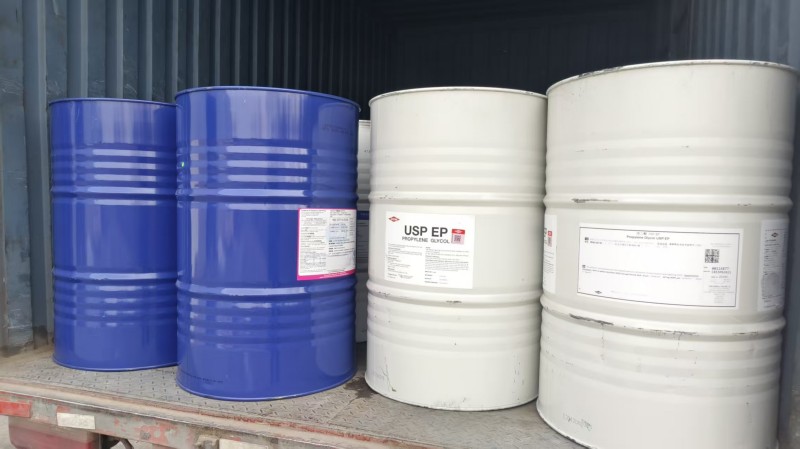 陶氏丙二醇和寶潔甘油發貨實拍.jpg 陶氏丙二醇和寶潔甘油發貨實拍.jpg